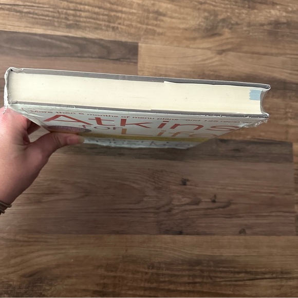 Atkins for Life The Complete Controlled Carb Program For Permanent Weight Loss - Picture 4 of 5